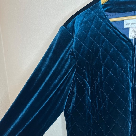 NEW Susan Graver Quilted Velour Green Short Blazer Womens XL Holiday Cocktail - Picture 6 of 15
